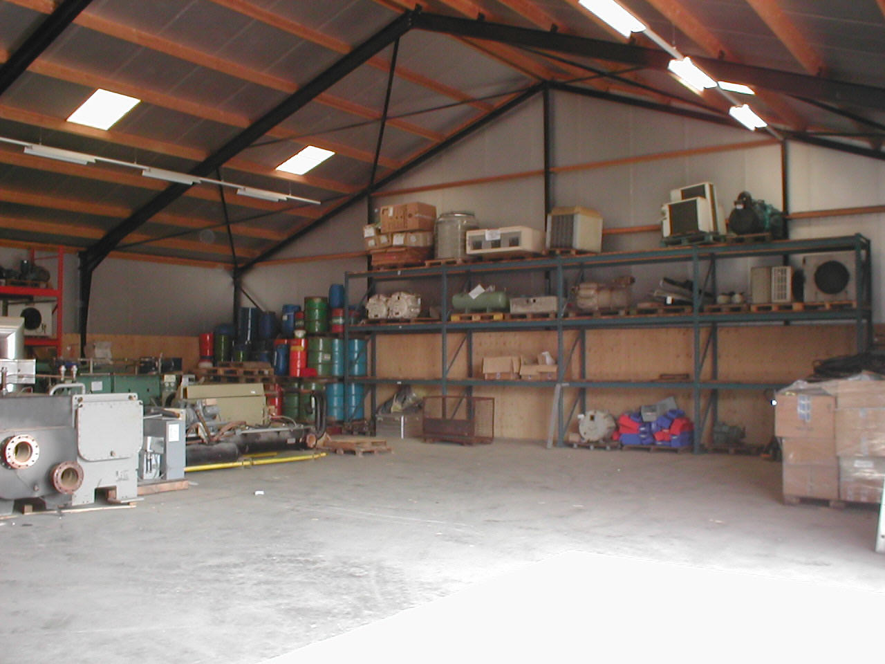 Storage-accommodation indoor